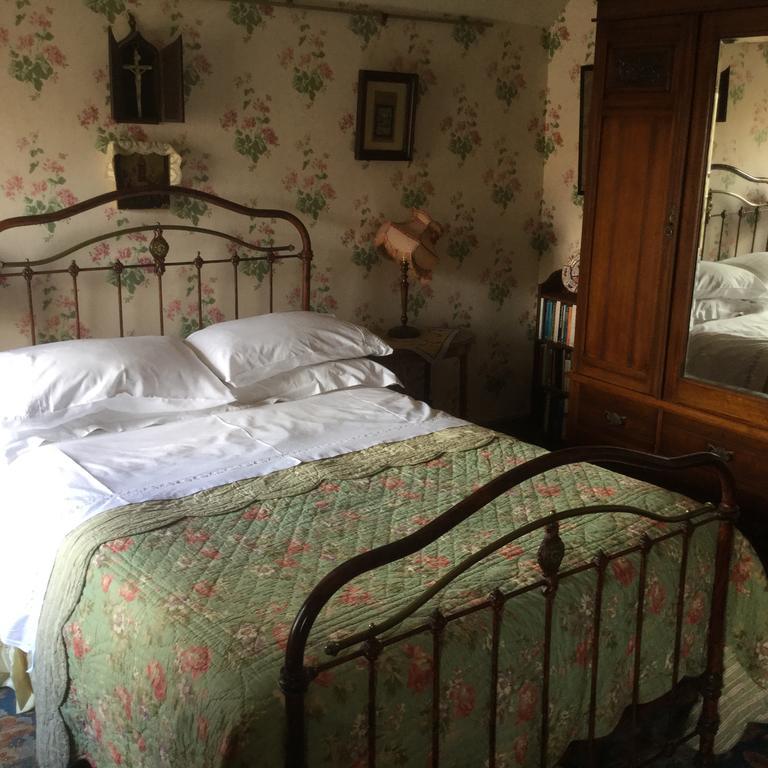 St Benedict - Victorian Bed And Breakfast Hastings Oda fotoğraf
